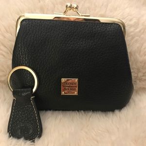 Dooney & Bourke Retro Style Purse